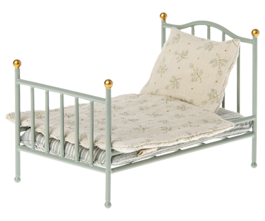 Maileg Vintage Mouse Bed in Mint