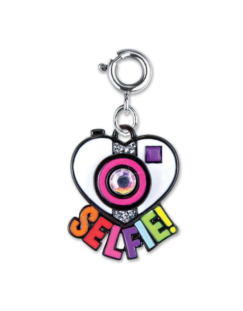 Charm It! Selfie
