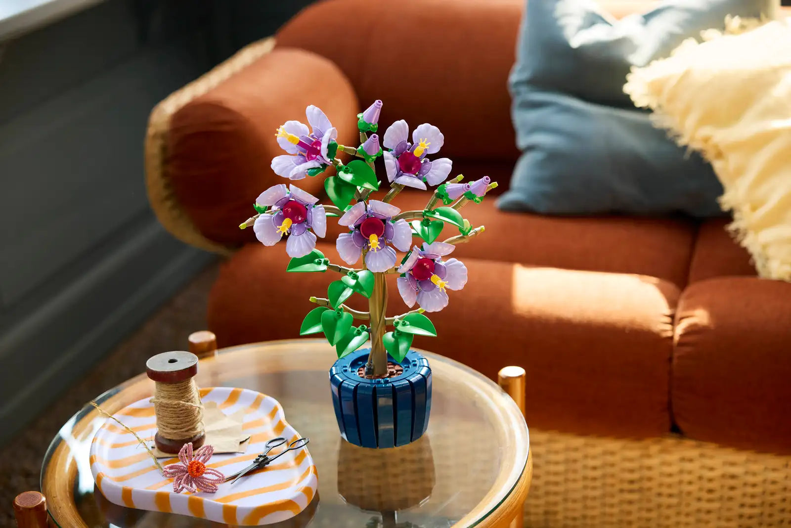 10372  Hibiscus