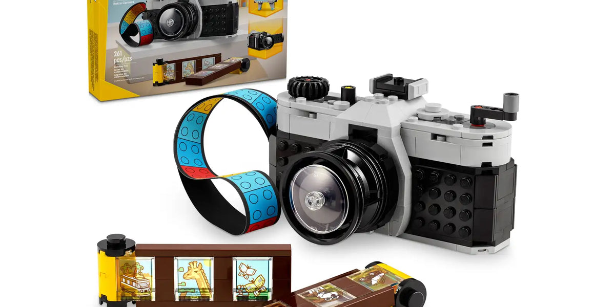 31147 Retro Camera — Piccolo Mondo Toys