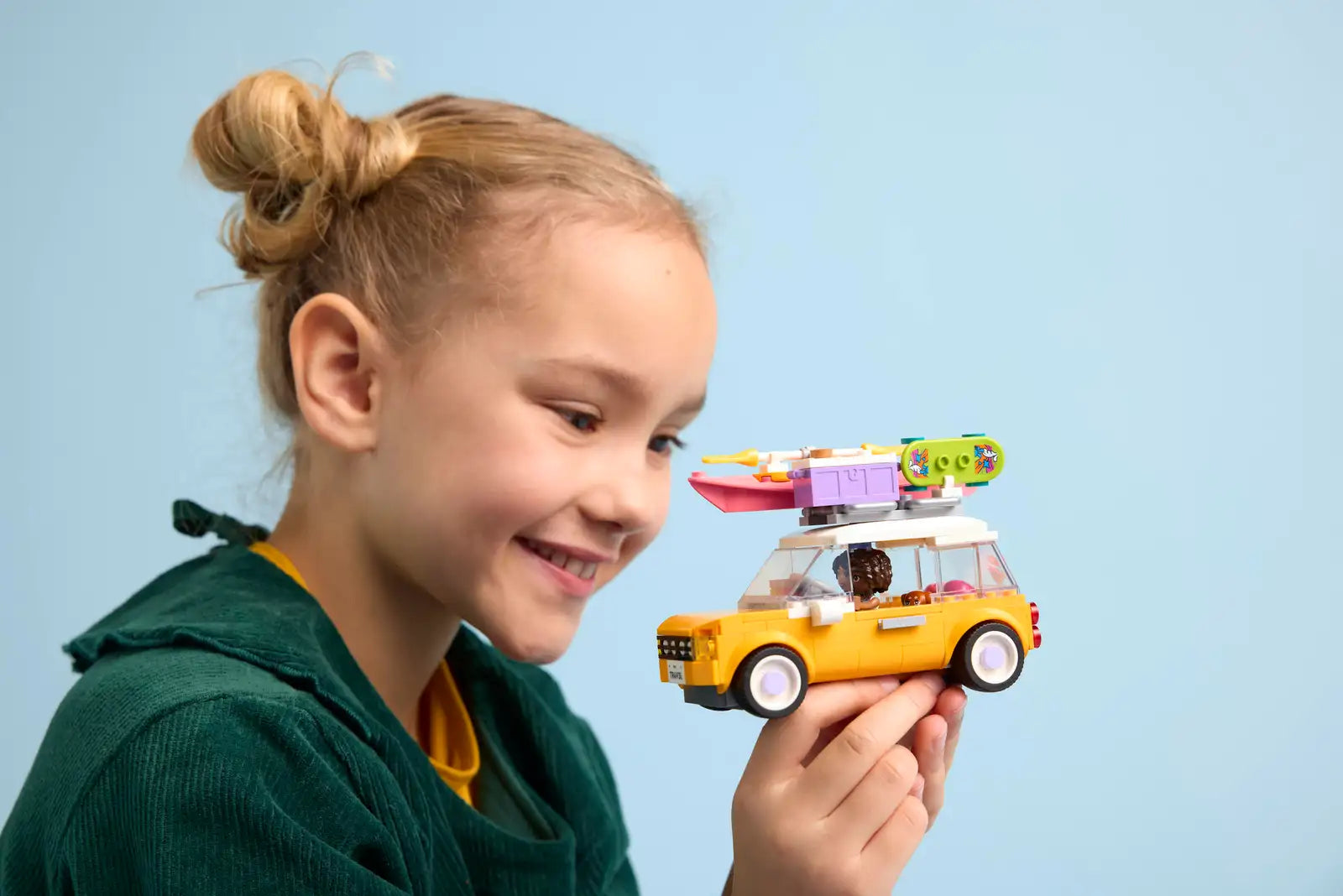 42659 Friendship Road-Trip Travel Car