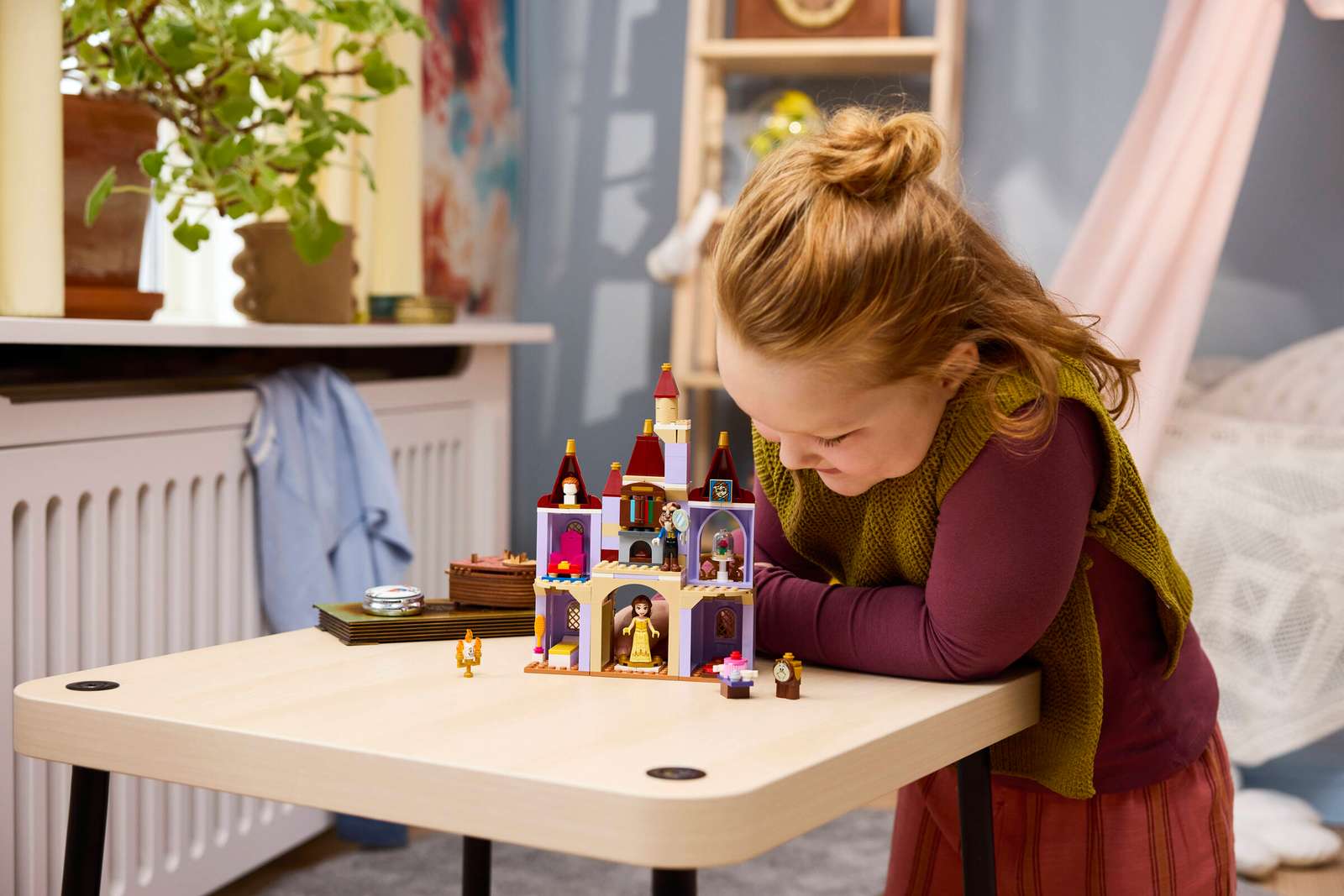 43289 Belle & the Beast's Enchanted Castle