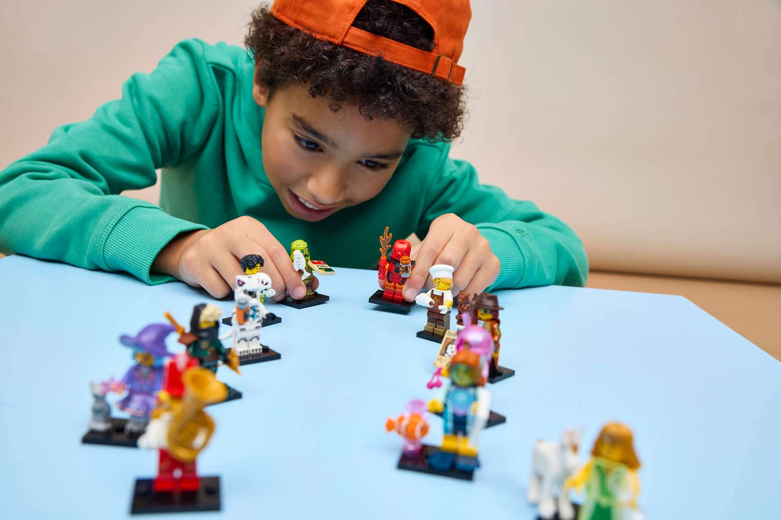 71052 LEGO Minifigures Series 29