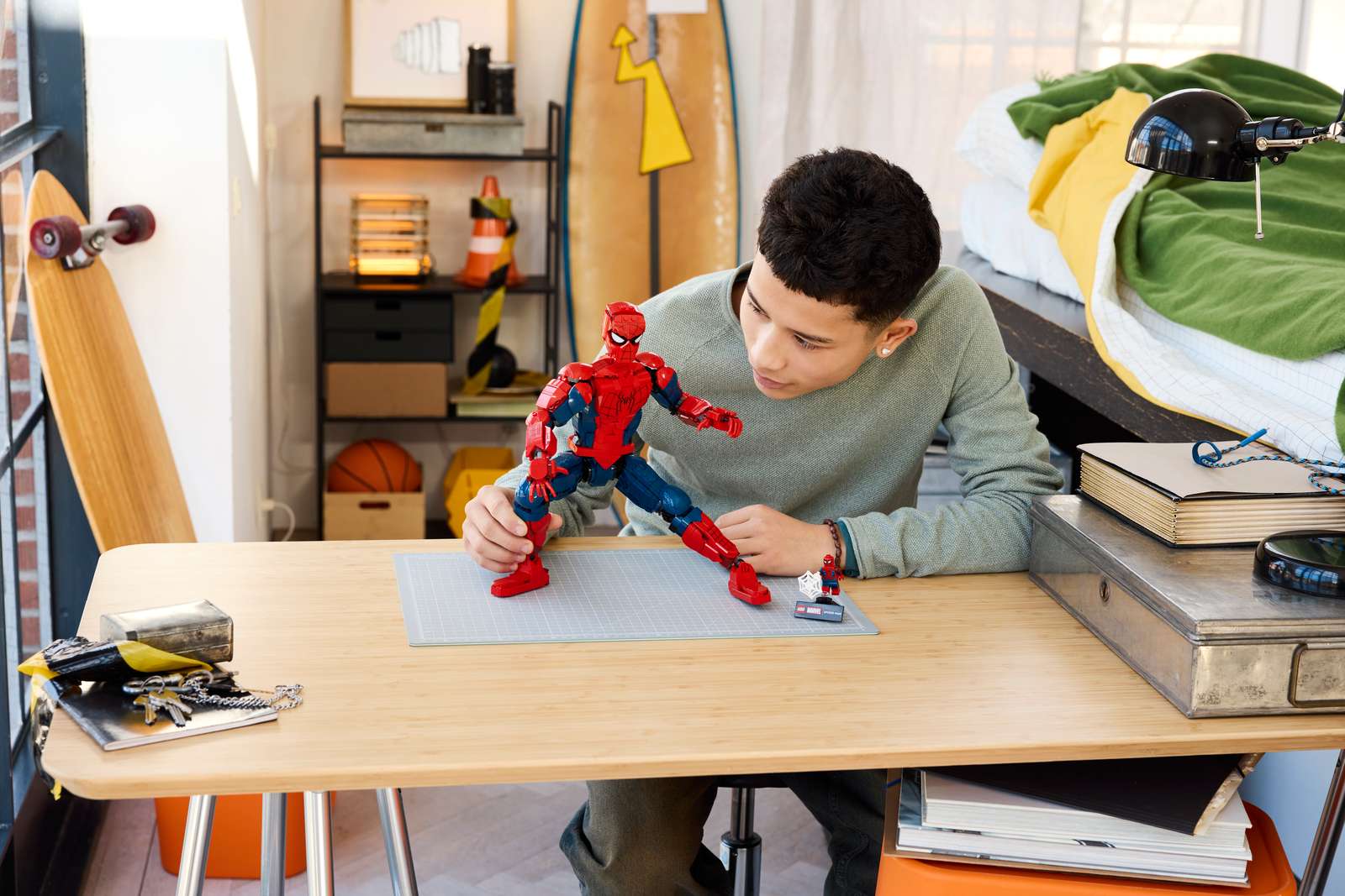 76346 Spider-Man Hero Figure