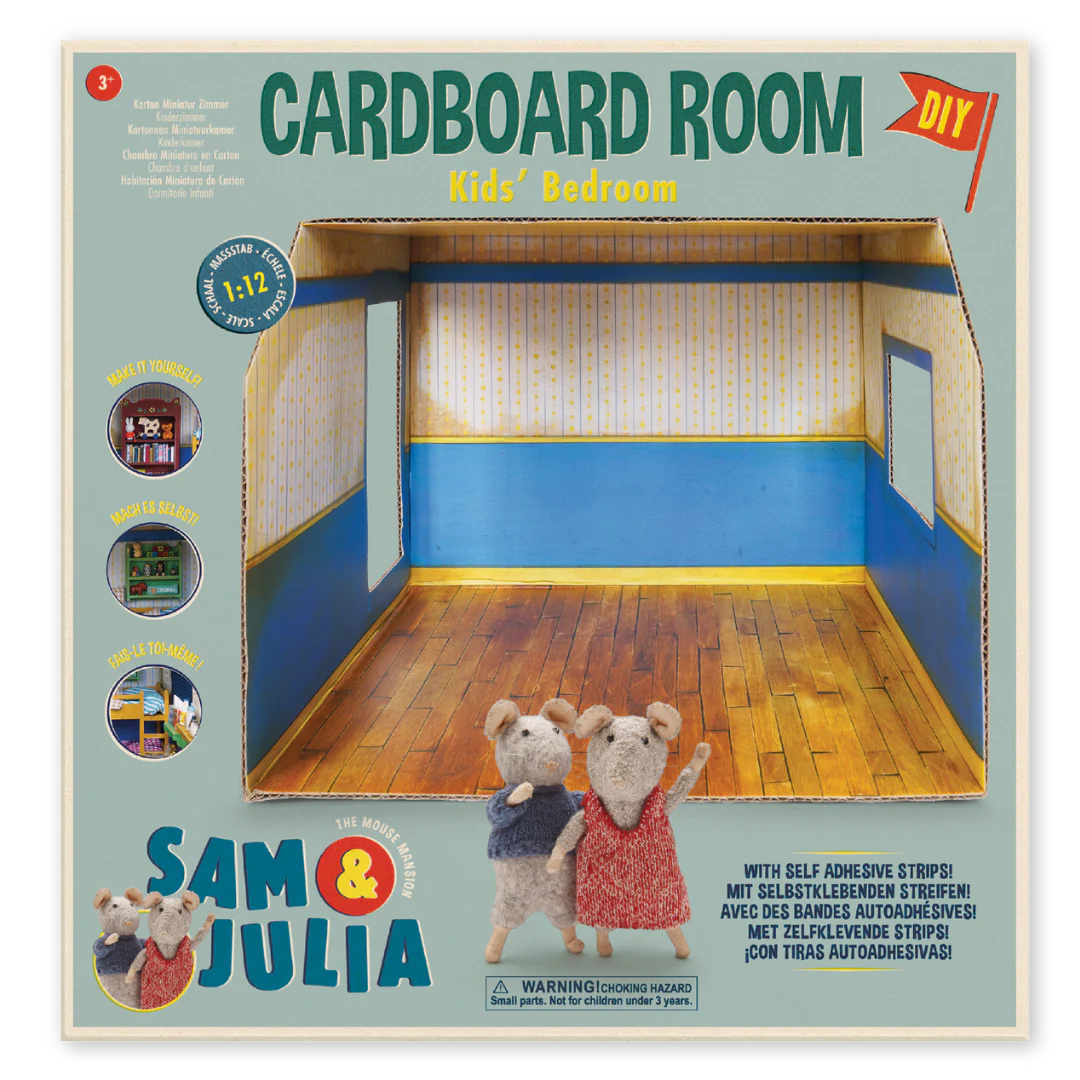 Bedroom Cardboard Room Kit