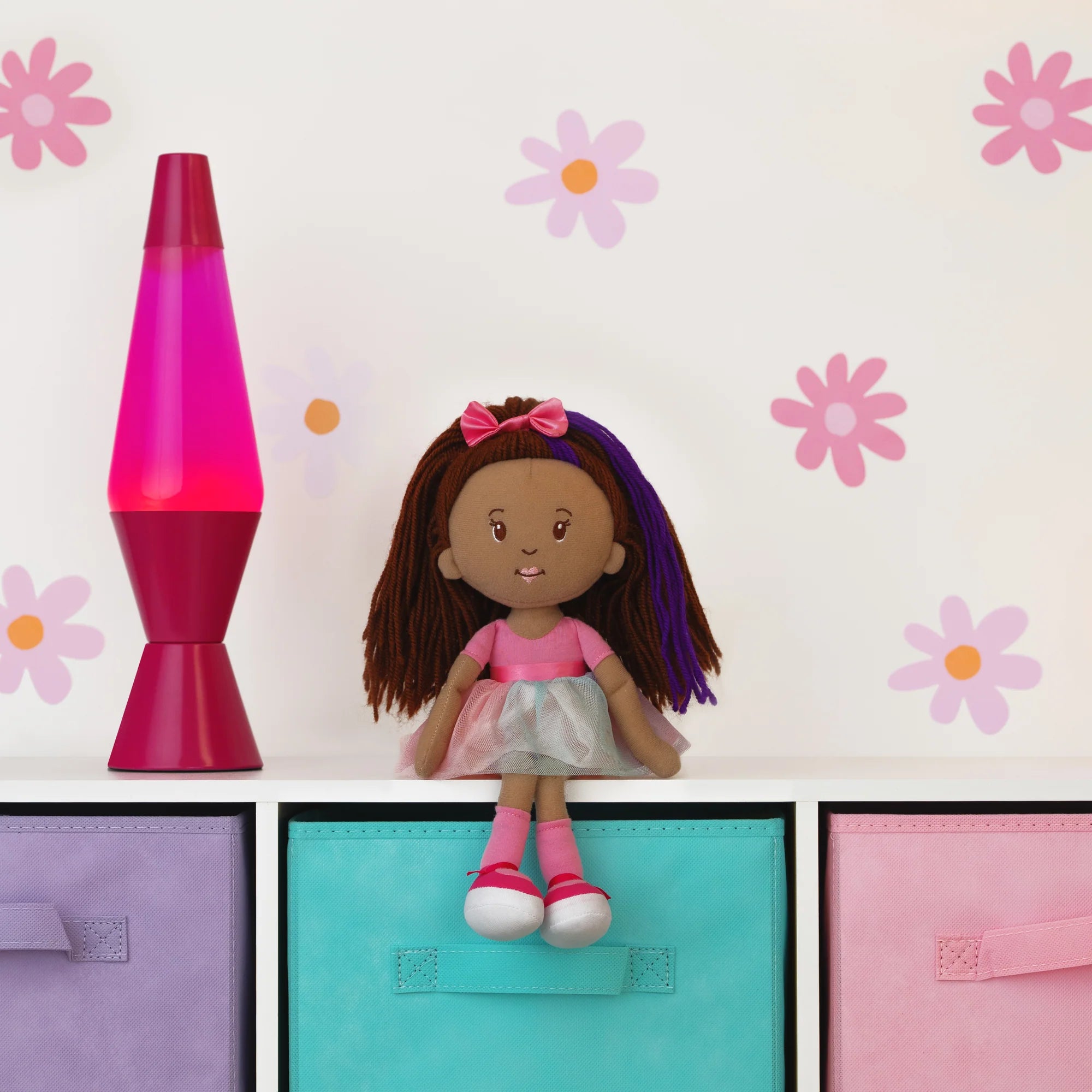 Iris Beige Skin with Brown Hair Groovy Girls Doll