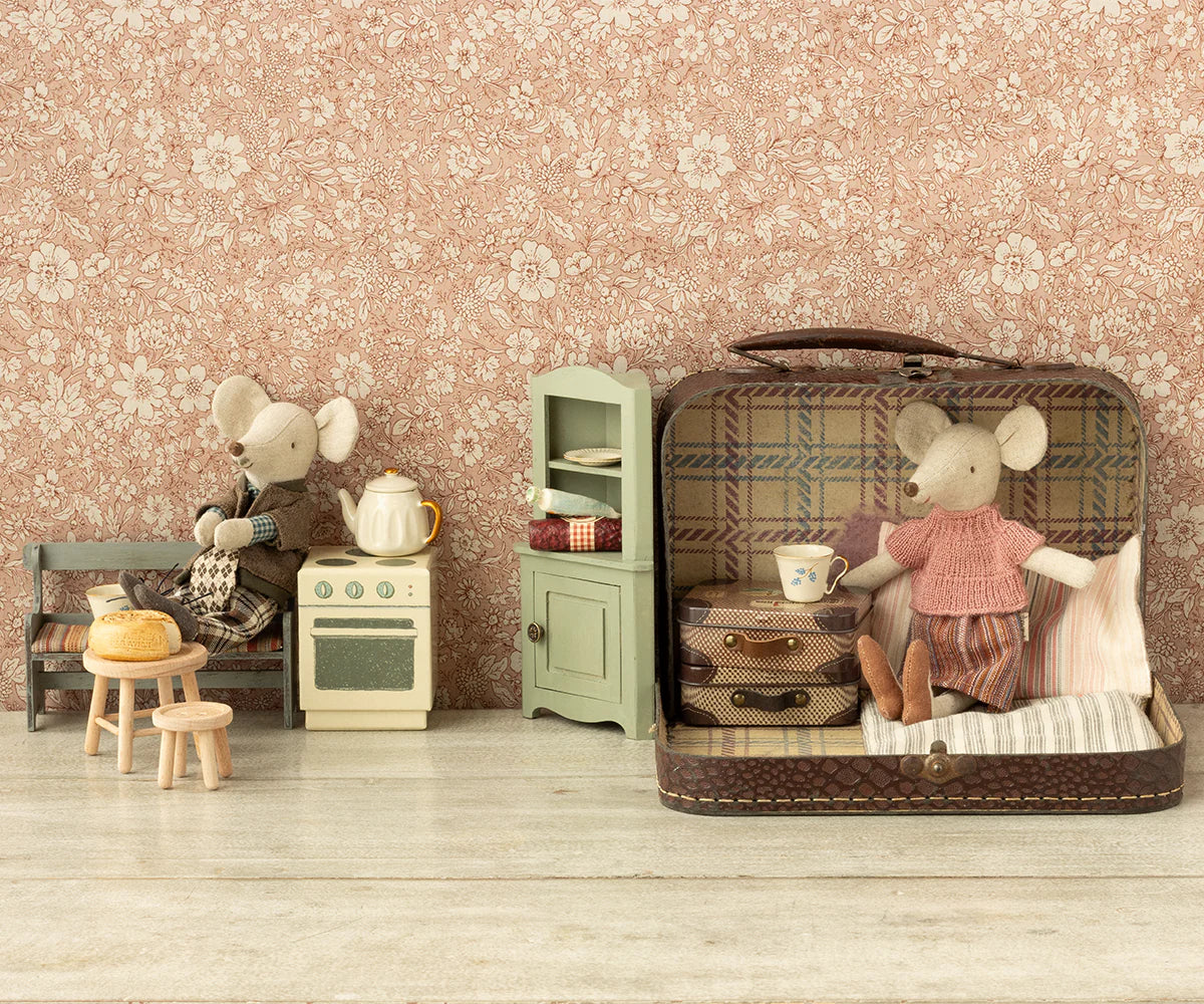 Light Green Corner Cabinet for Mouse
