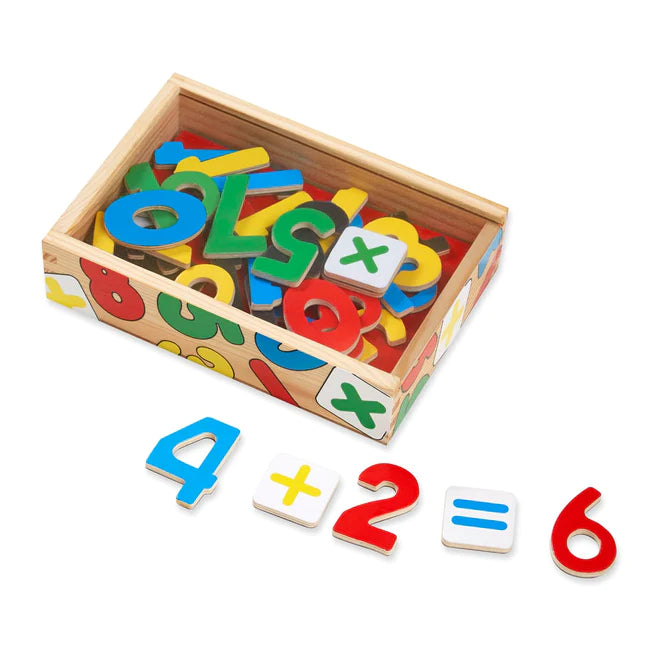 Coffret de 40 Chiffres et Signes Magnétiques en Bois Coffret de 40 Chiffres et Signes Magnétiques en Bois