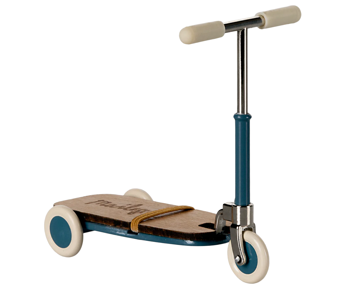 Maileg Kick Board for Mouse in Blue