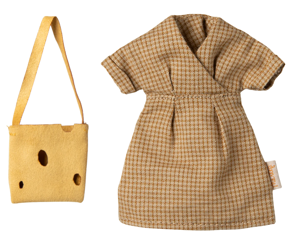 Maileg Light Brown Mum Mouse