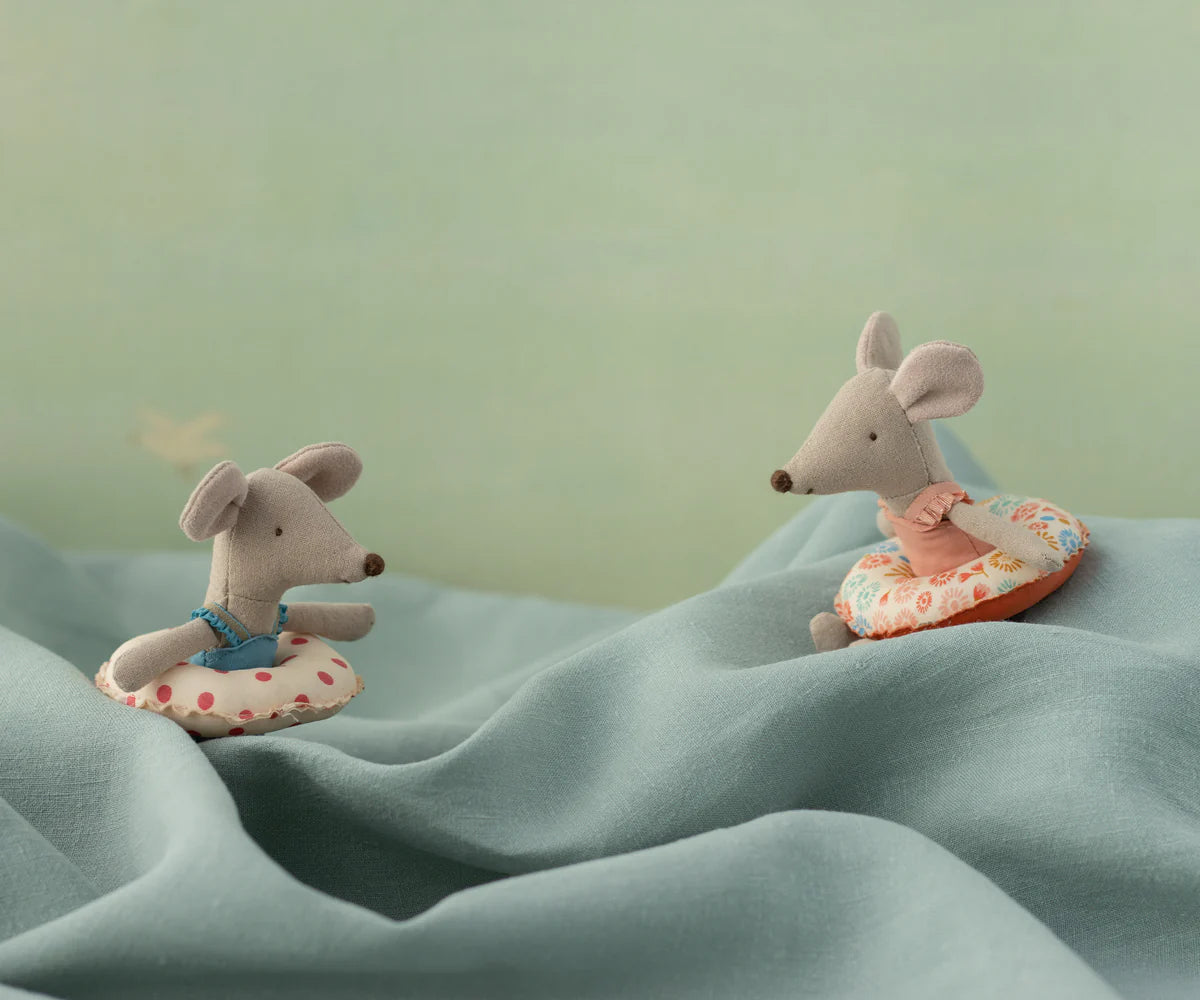 Maileg Little Sister Beach Mouse with Multi Dot Float