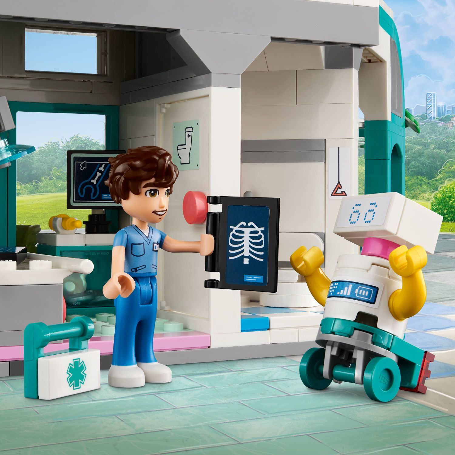 LEGO Friends: Heartlake City Hospital