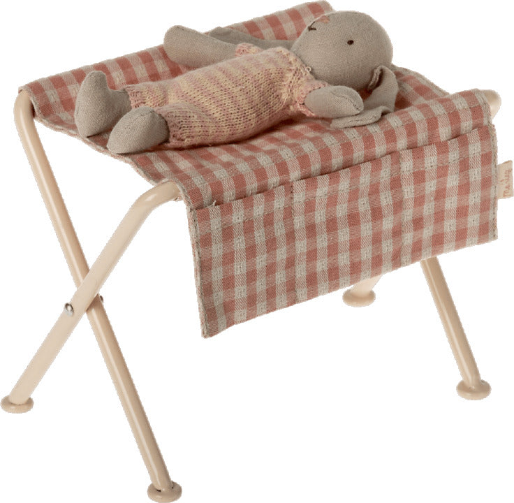 Nursery Table Micro