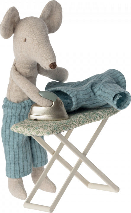 Iron and Ironing Board Mouse