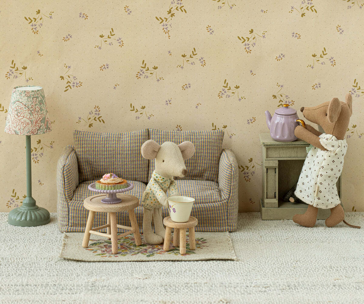 Couch for Mouse
