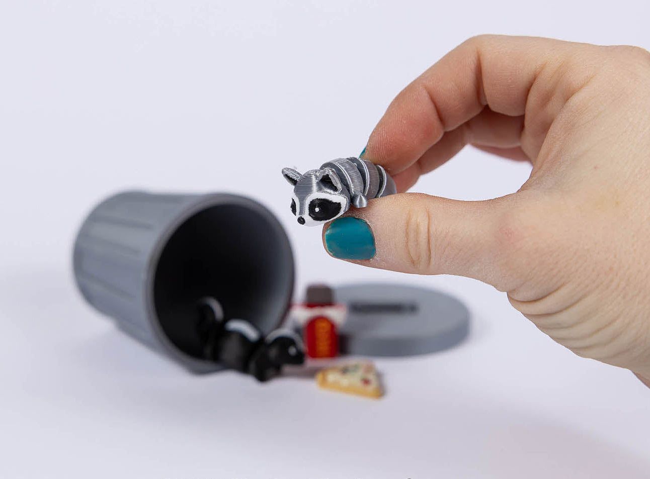 Surprise Trash-amals