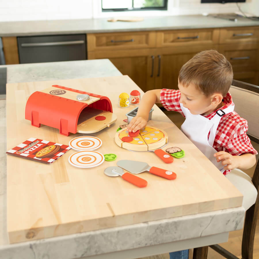 Fat Brain Pretendables Backyard Pizza Oven Set