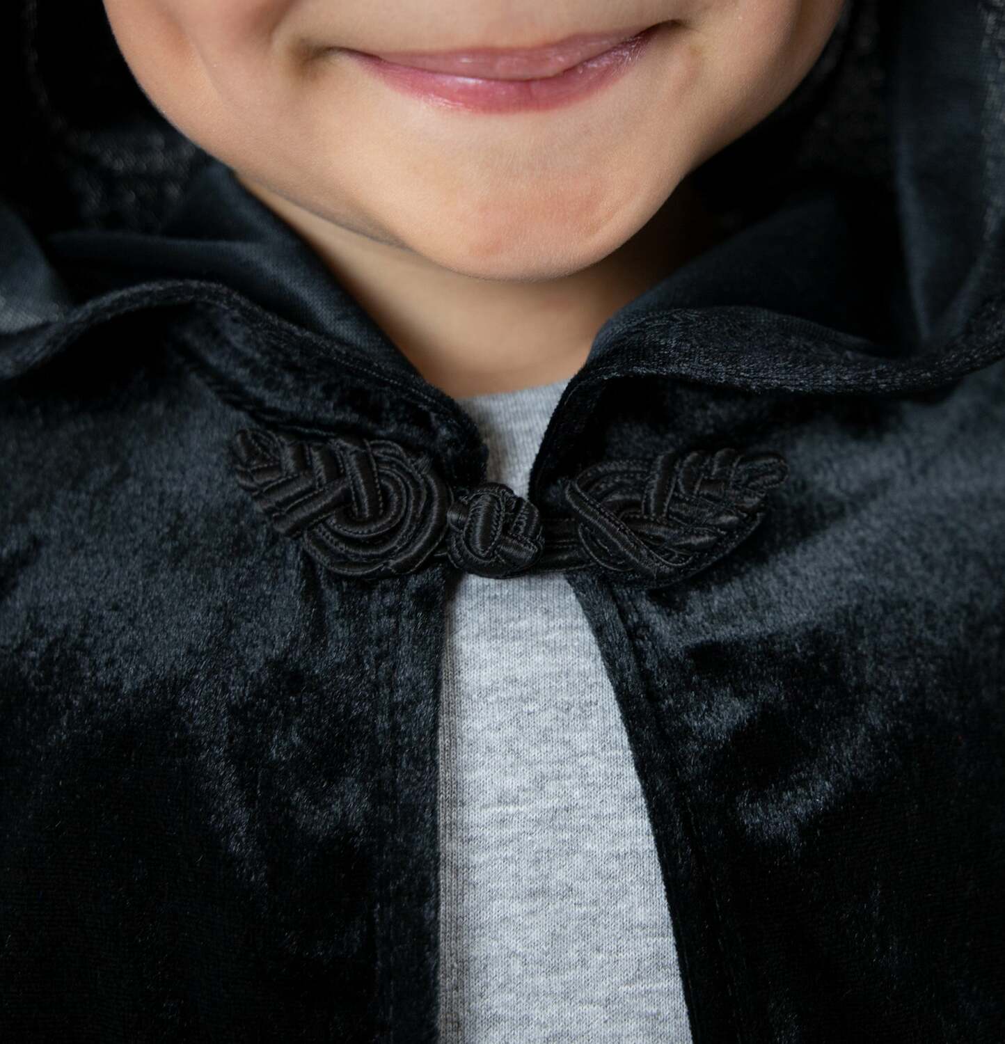 Black Cloak - 1-5 Years (S/M)