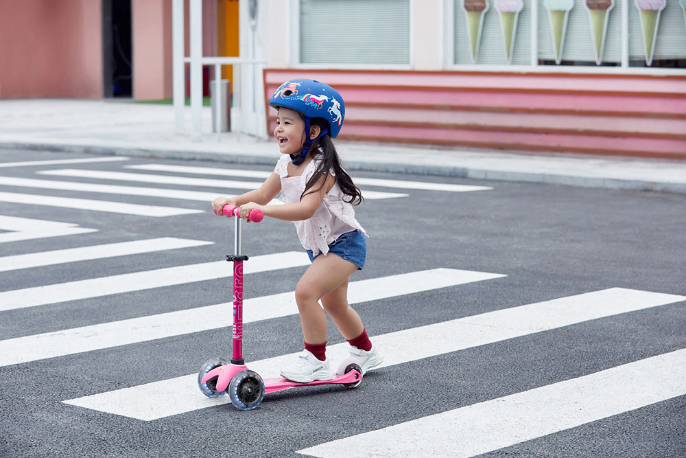 Micro Kickboard Mini Deluxe LED Scooter - Pink